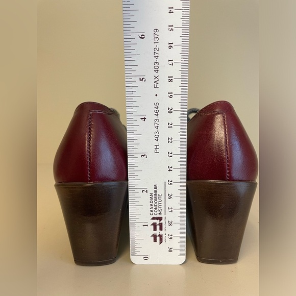 Naot burgundy leather avant garde 2.5" block heeled comfort shoe women's size 37 - Picture 3 of 8